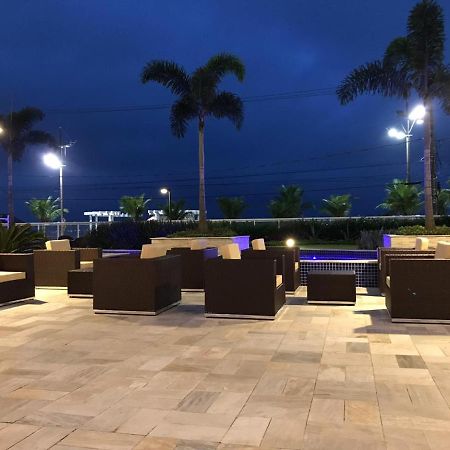 פראייה גראנדה Apartamento Jardim Do Mar, Frente A Praia מראה חיצוני תמונה